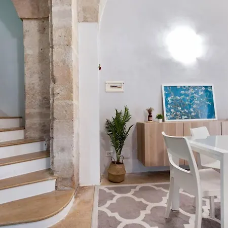 Love Nest Apartment - Centro Storico Lecce Apartamento